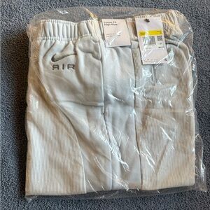 Nike Air Women’s white & silver Joggers